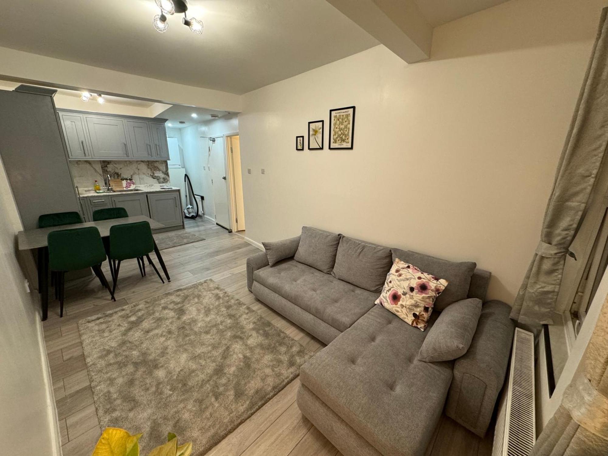 Seven Sisters Hideaway Apartment London Luaran gambar
